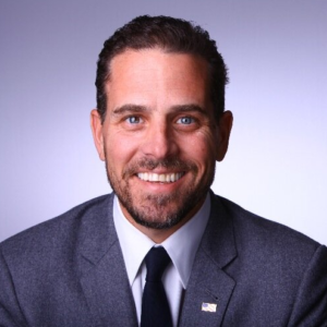 I couldn't quite find the photo that captured the douchebaggery. Sorry.